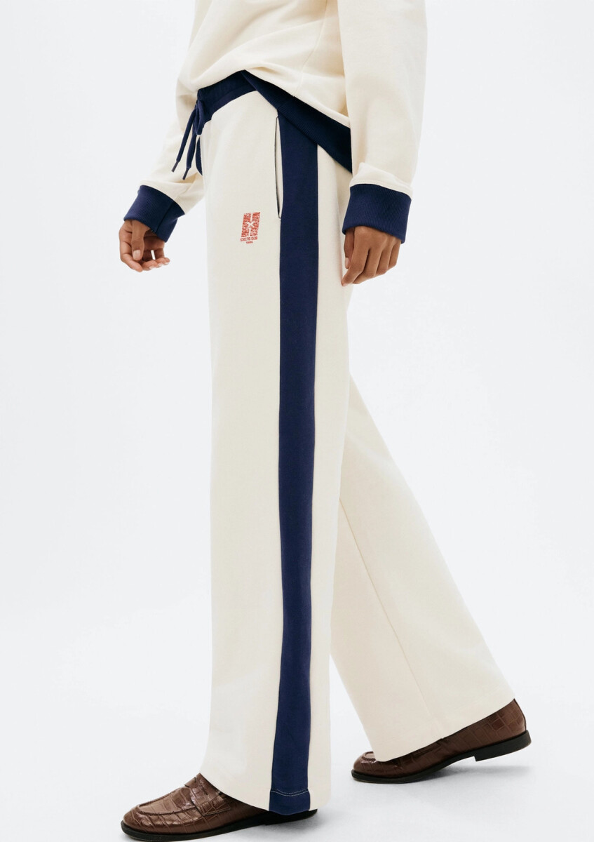 PANTALÓN DEPORTIVO CON ESTAMPA MODELO WIDE LEG - BEIGE 