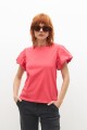 Remera con mangas abullonadas fucsia