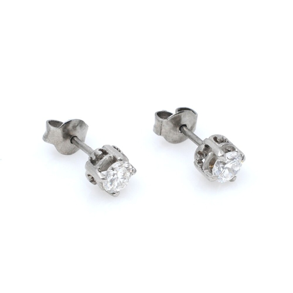 Caravanas en oro 18k blanco y brillantes Caravanas en oro 18k blanco y brillantes