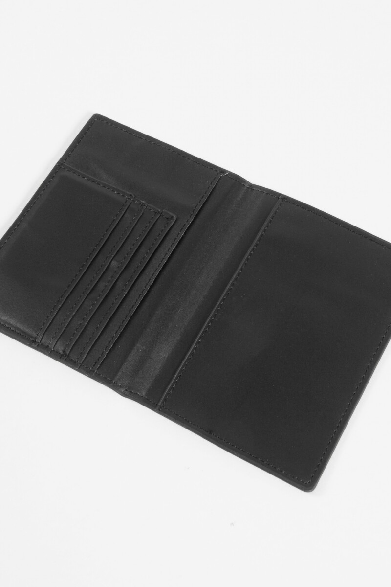 Cubre pasaporte negro