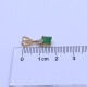 Colgante oro 18k con esmeralda y 3 brillantes Colgante oro 18k con esmeralda y 3 brillantes
