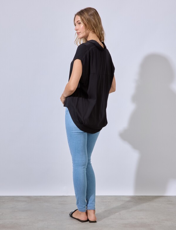 Blusa Escote V NEGRO