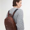 Mochila Urban En Cuero Liso Satinado Tabaco