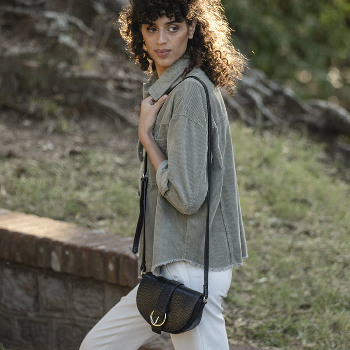 BANDOLERA MORRAL LYON - REPTIL NEGRO 
