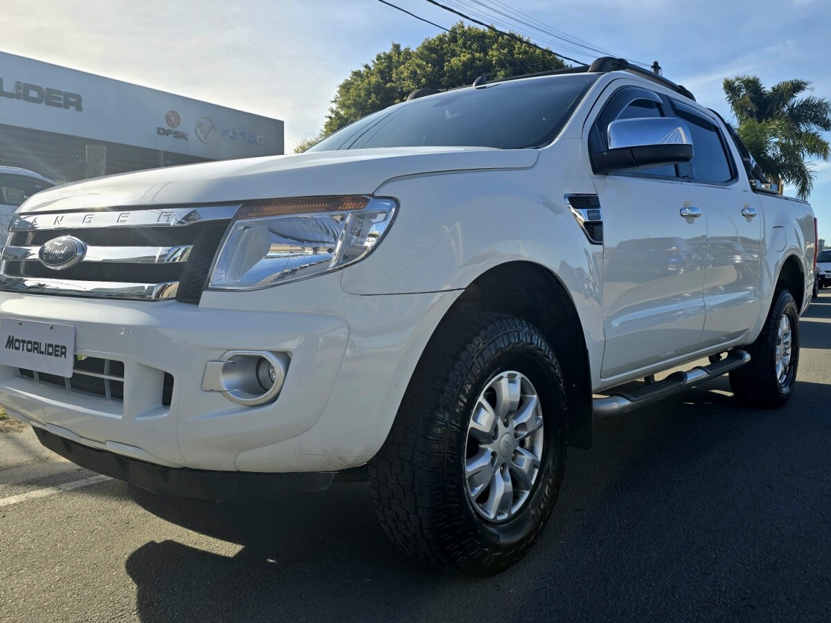 Ford Ranger XLT 2014 EXCELENTE ESTADO! | Permuta / Financia Ford Ranger XLT 2014 EXCELENTE ESTADO! | Permuta / Financia