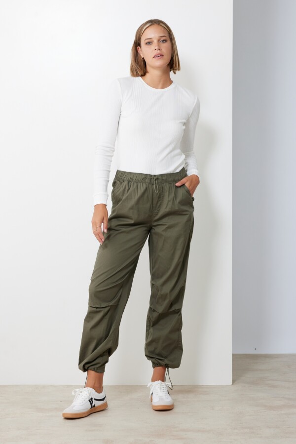 Pantalon Jogger OLIVA