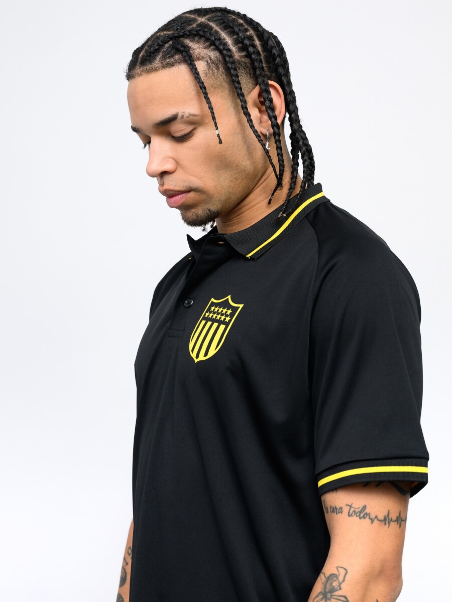 Remera Polo CAP Train Peñarol Licencias Hombre - 002 