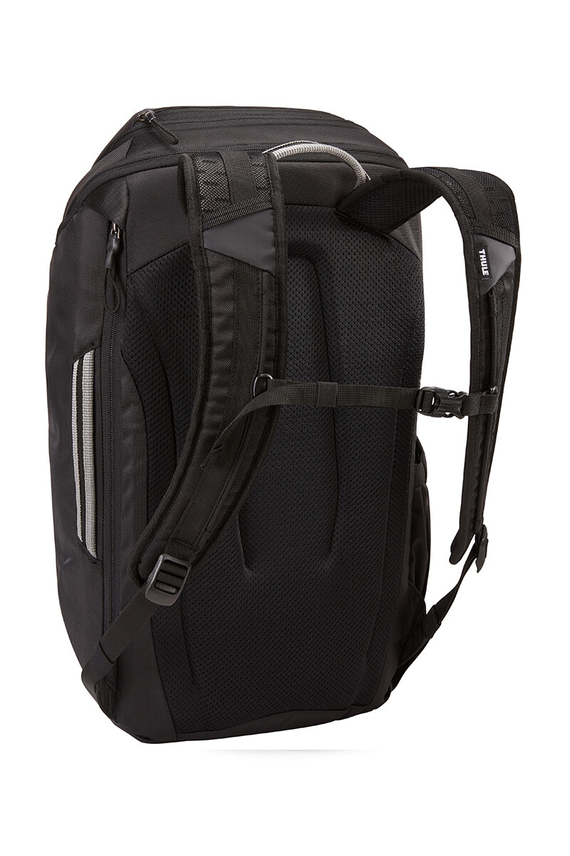 Thule Chasm Backpack 26L - Black Thule Chasm Backpack 26L - Black
