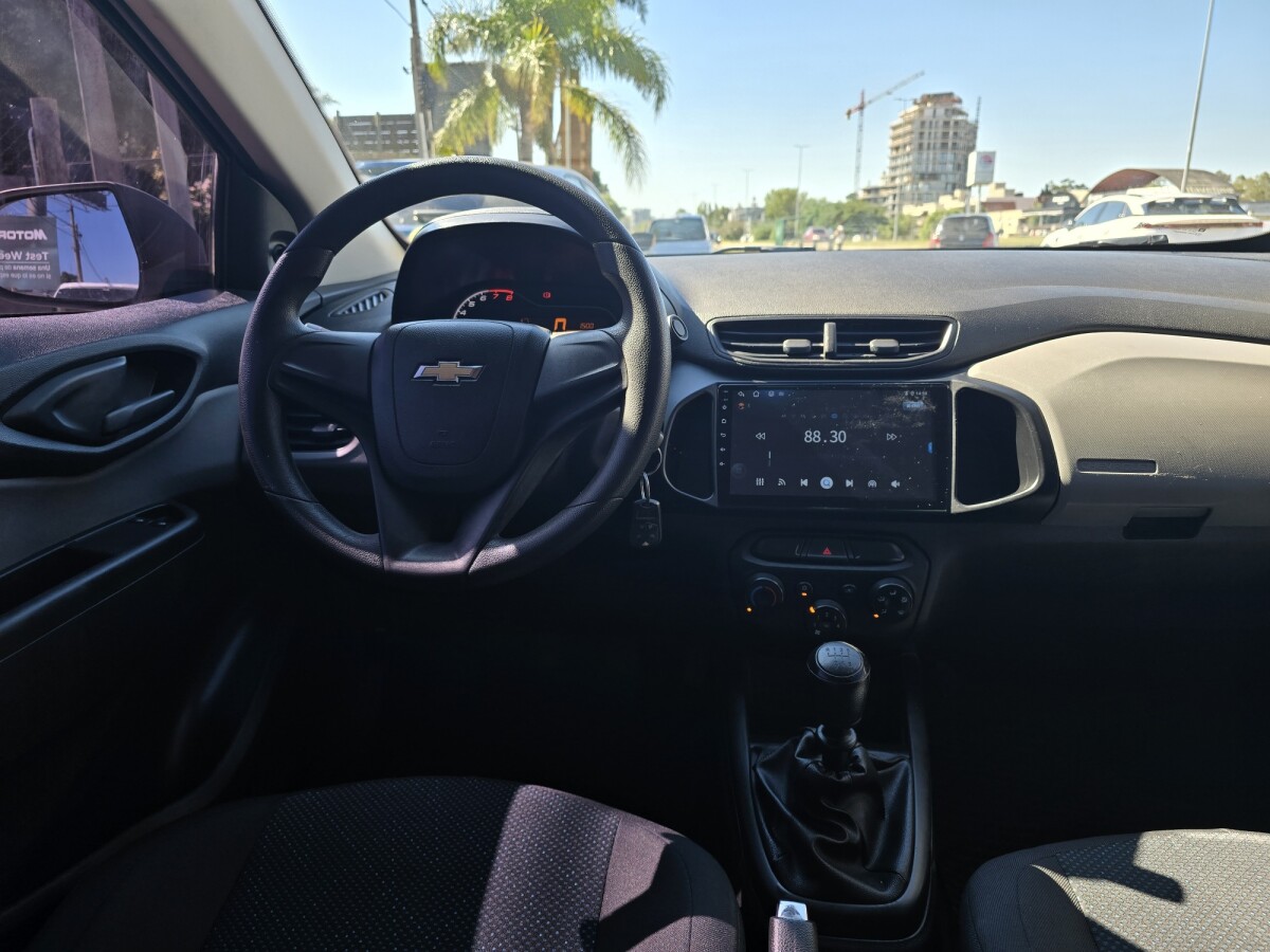 Chevrolet Prisma Joy 1.0 Extra Full| Permuta / Financia Chevrolet Prisma Joy 1.0 Extra Full| Permuta / Financia