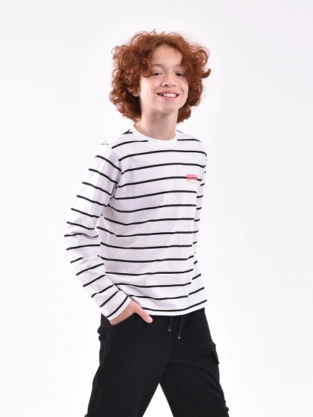 REMERA AYOZE VARIANTE 2