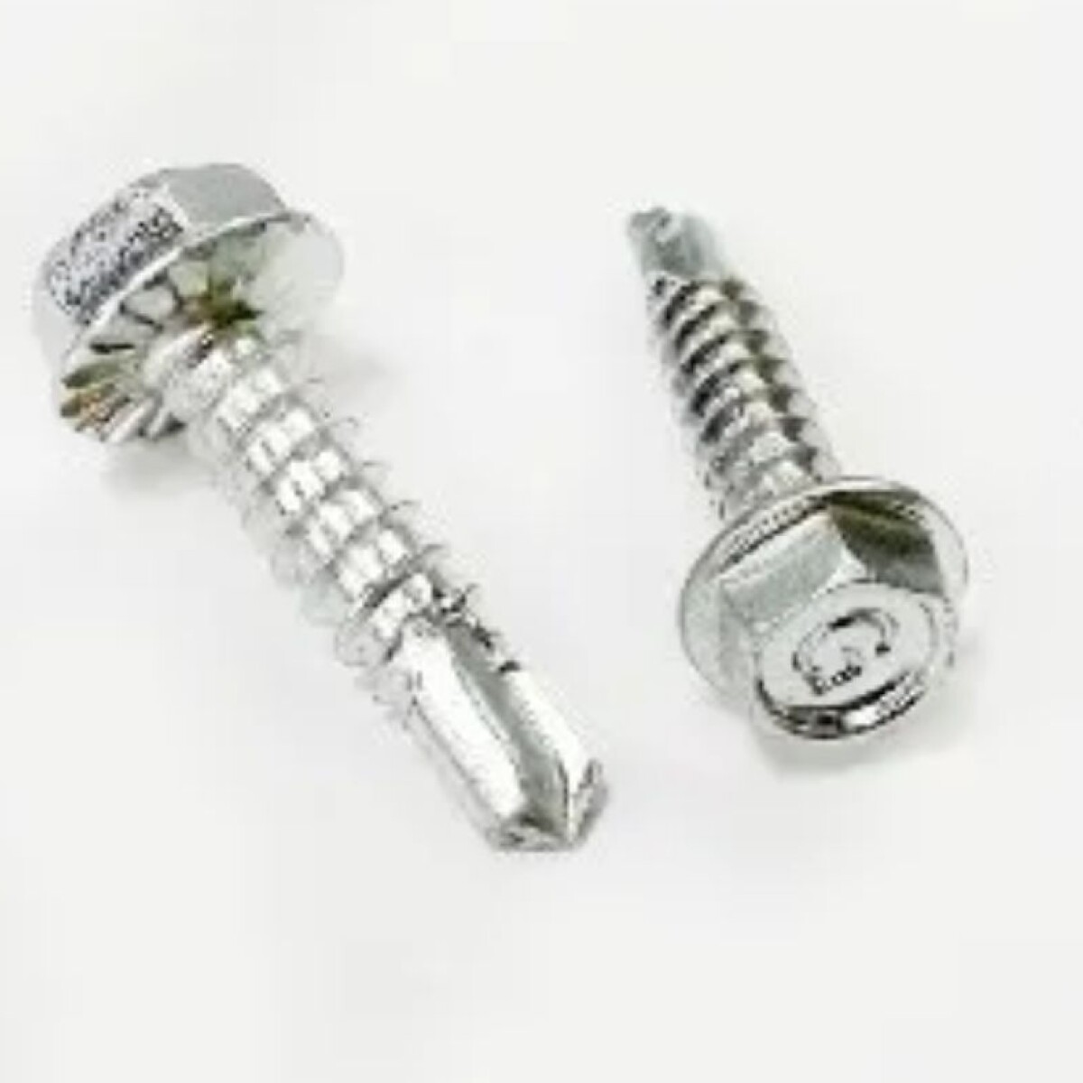 Tornillo hexagonal 10x1” 5/16 (x100 unidades) Tornillo hexagonal 10x1” 5/16 (x100 unidades)