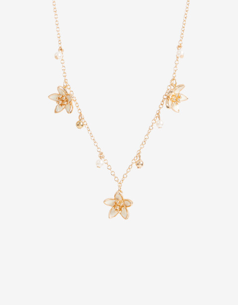 Collares Cortos Con Dijes Collares Cortos Con Dijes - Dorado