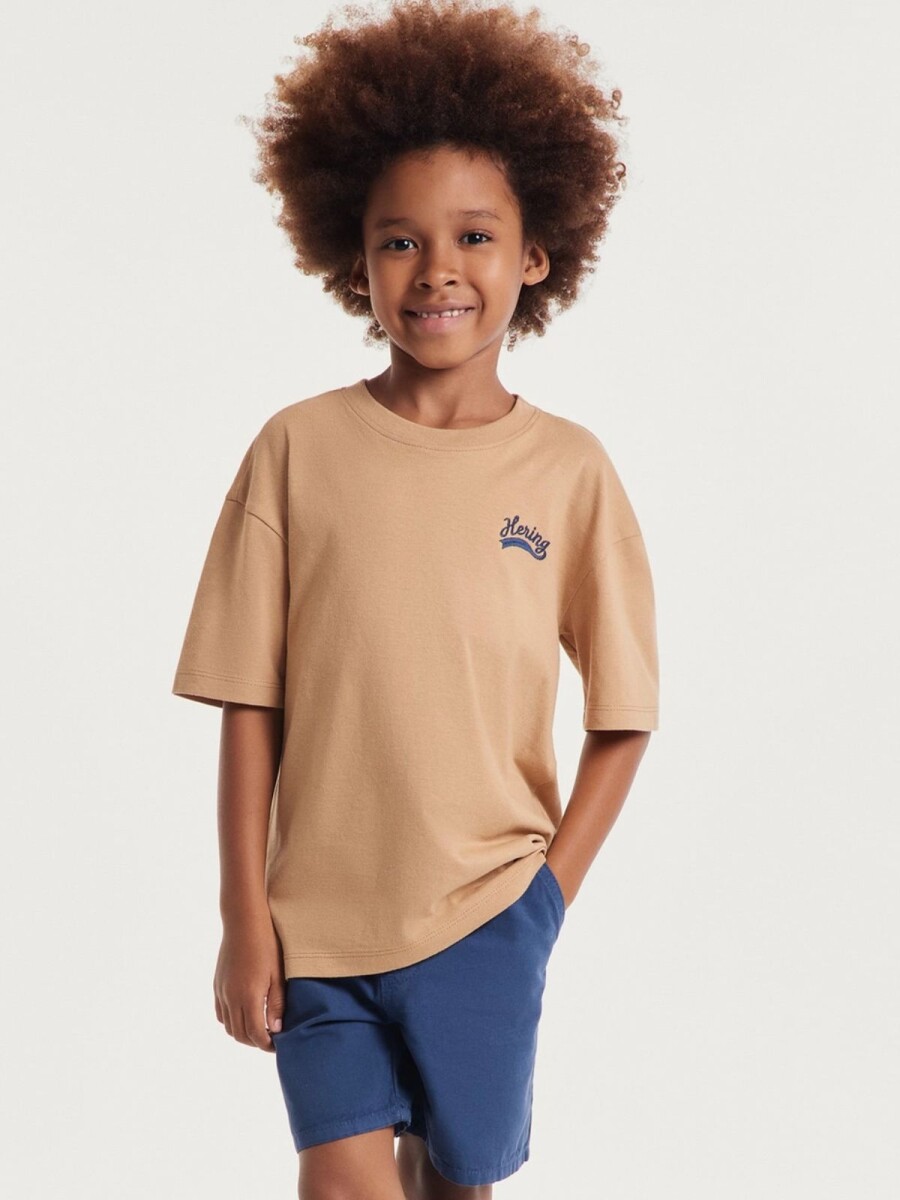 CAMISETA INFANTIL MODELO OVERSIZED CON ESTAMPA - MARRÓN 