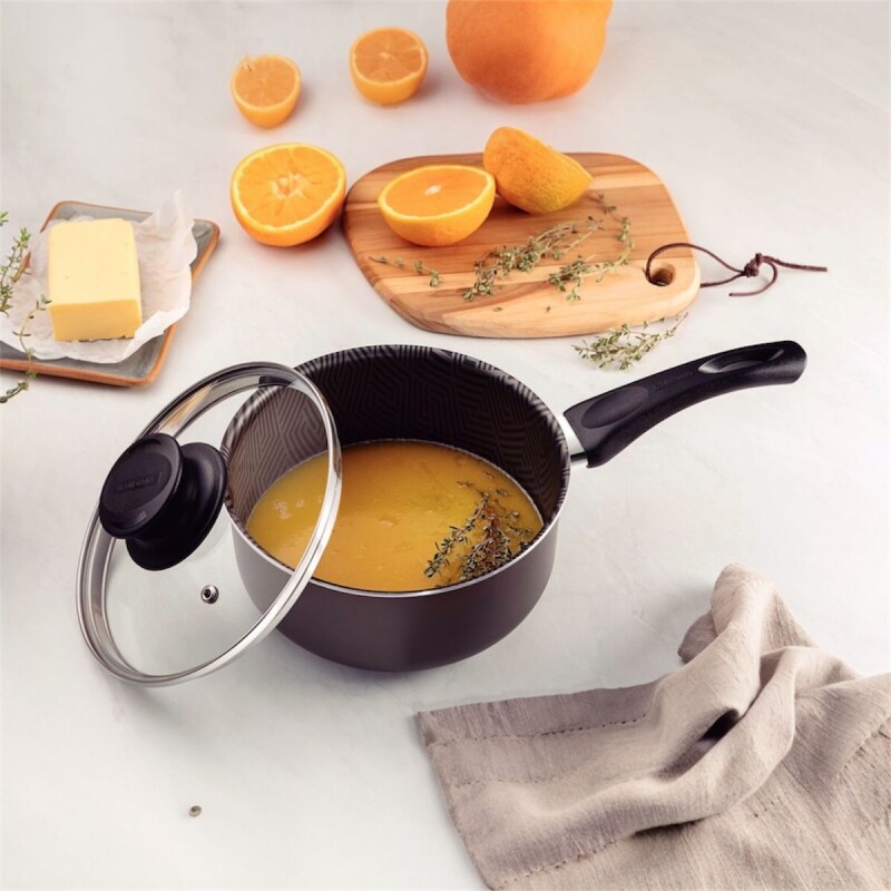 Olla en Aluminio con Antiadherente 16cm con Tapa Vidrio - Grafito Olla en Aluminio con Antiadherente 16cm con Tapa Vidrio - Grafito