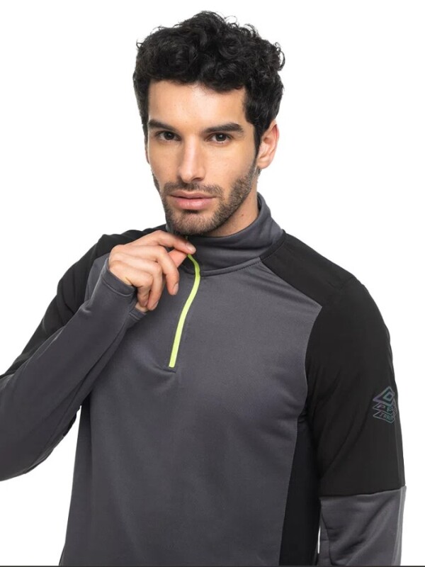 Buzo 1/2 zip Hybrid Umbro Hombre Lbc