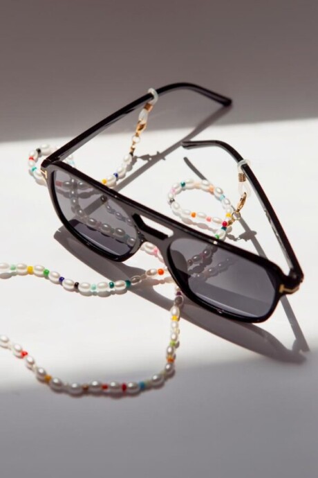 CORREA PARA LENTES Y TAPABOCAS PERLAS CORREA PARA LENTES Y TAPABOCAS PERLAS
