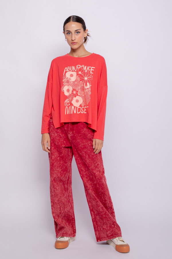 REMERA ABUNDANCE Rojo