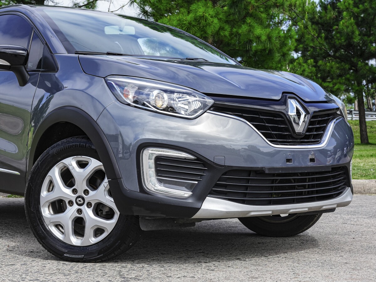 Renault Grand Captur Zen 2.0 MT| Permuta / Financia Renault Grand Captur Zen 2.0 MT| Permuta / Financia
