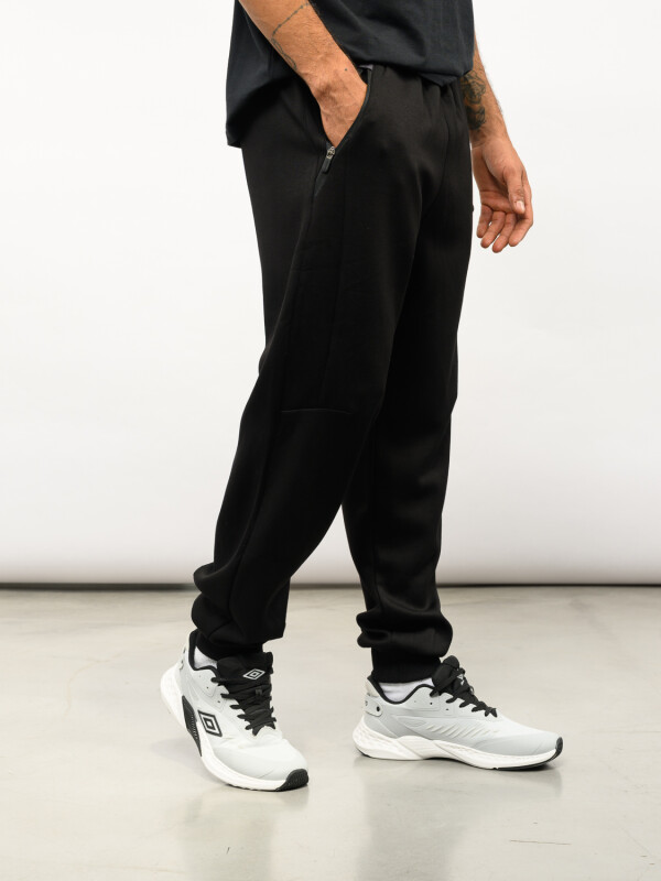 Pantalón Terrain Umbro Hombre 002