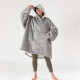 Buzo Manta Con Capucha Polar y Corderito unisex Gris Claro