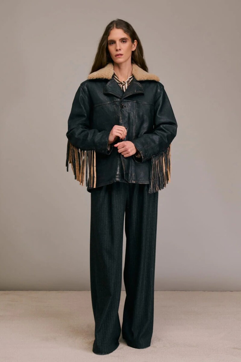 CHAQUETA VENGO Negro