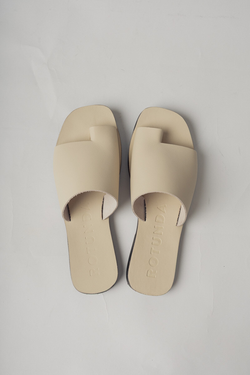 Maril Off White