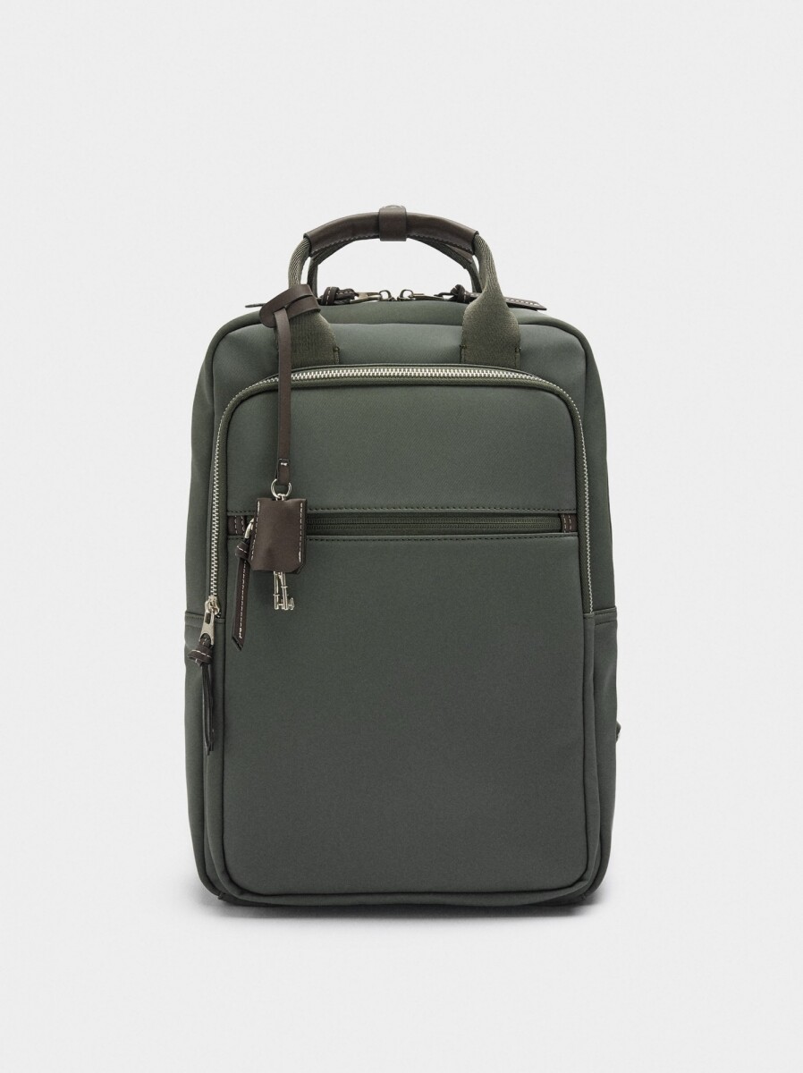 Mochila Para Portátil De 15" Efecto Nylon - caqui 