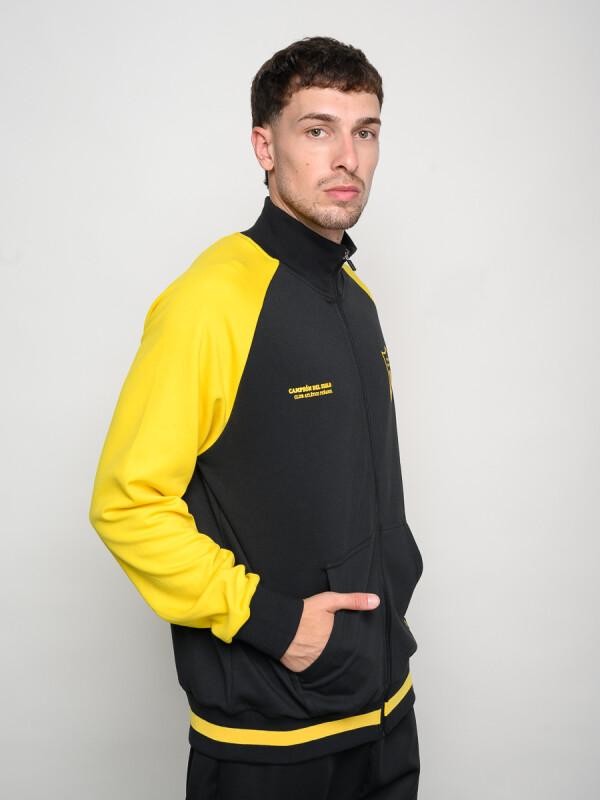 CAMPERA SIGLO Peñarol Hombre 023