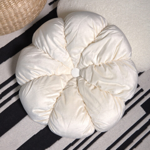 Almohadón flor Camelia beige