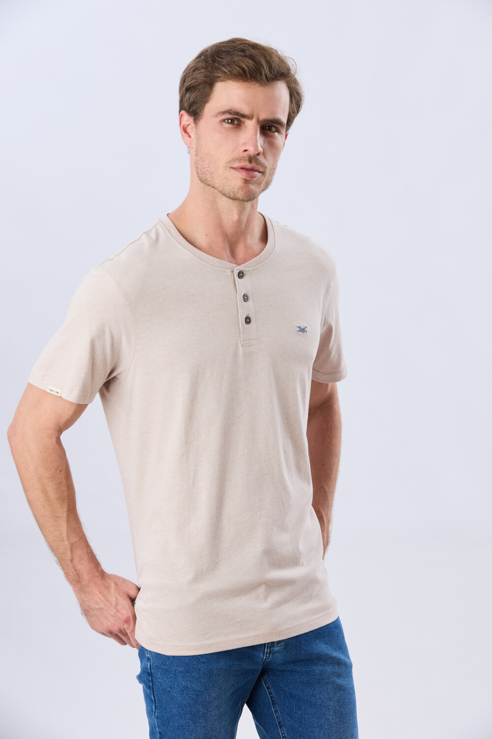 REMERA LISA DE ALGODÓN Beige