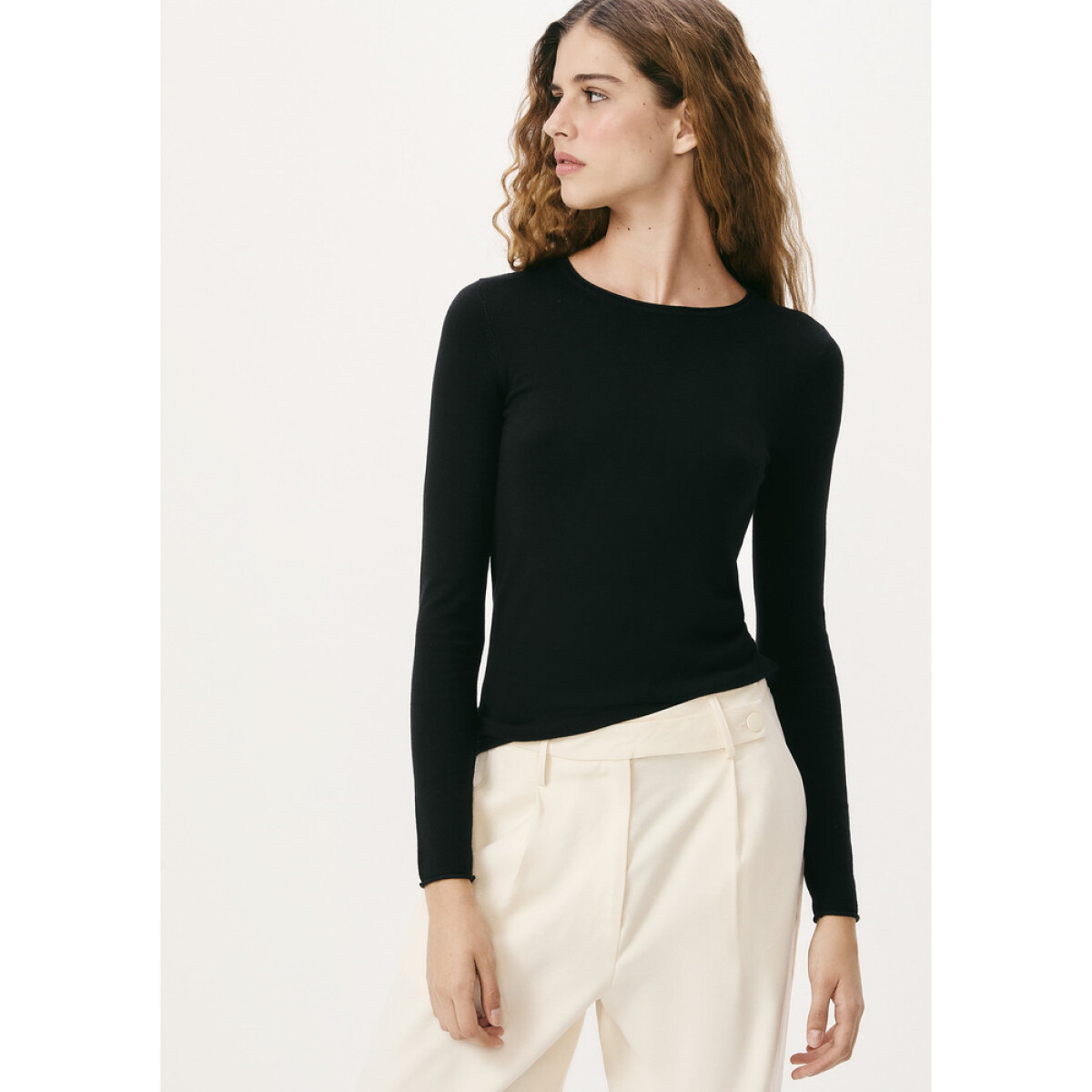BLUSA ML FEM - PRETO ESCURO 