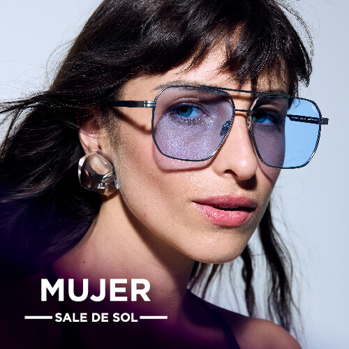 MUJER SALE DE SOL