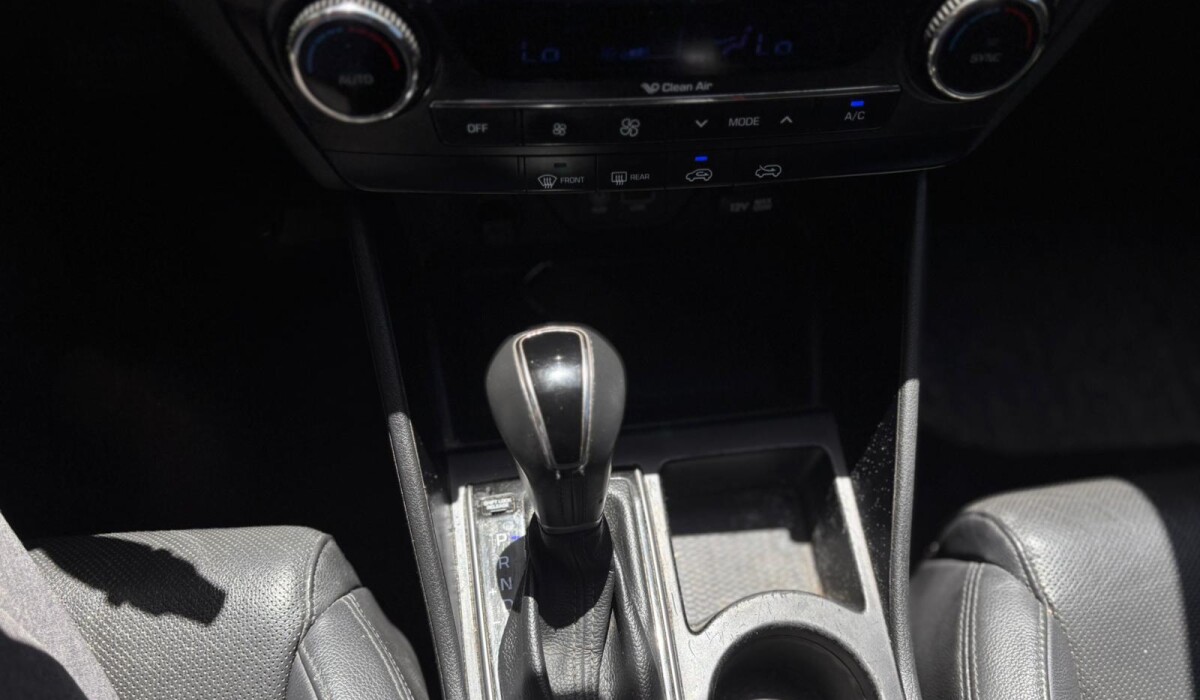 Hyundai Tucson 2.0 GLS Limited AT 4WD - 2016 Hyundai Tucson 2.0 GLS Limited AT 4WD - 2016