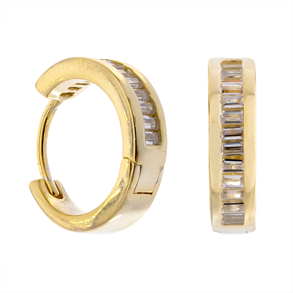 Par de aros de plata con baño de oro amarillo y circonias. 