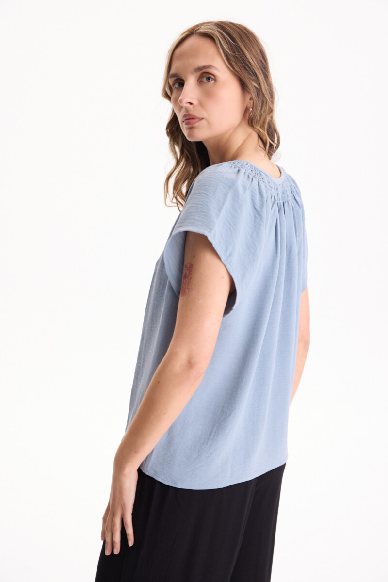 Blusa Oslo Celeste