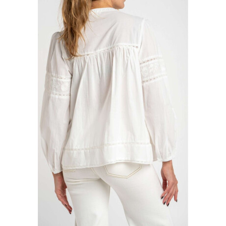Blusa Algodón Con Detalles Encaje Crudo
