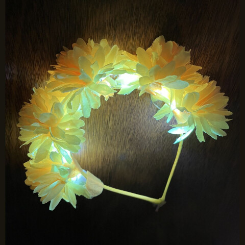 Vincha de Flores Amarilla con Luz Vincha de Flores Amarilla con Luz
