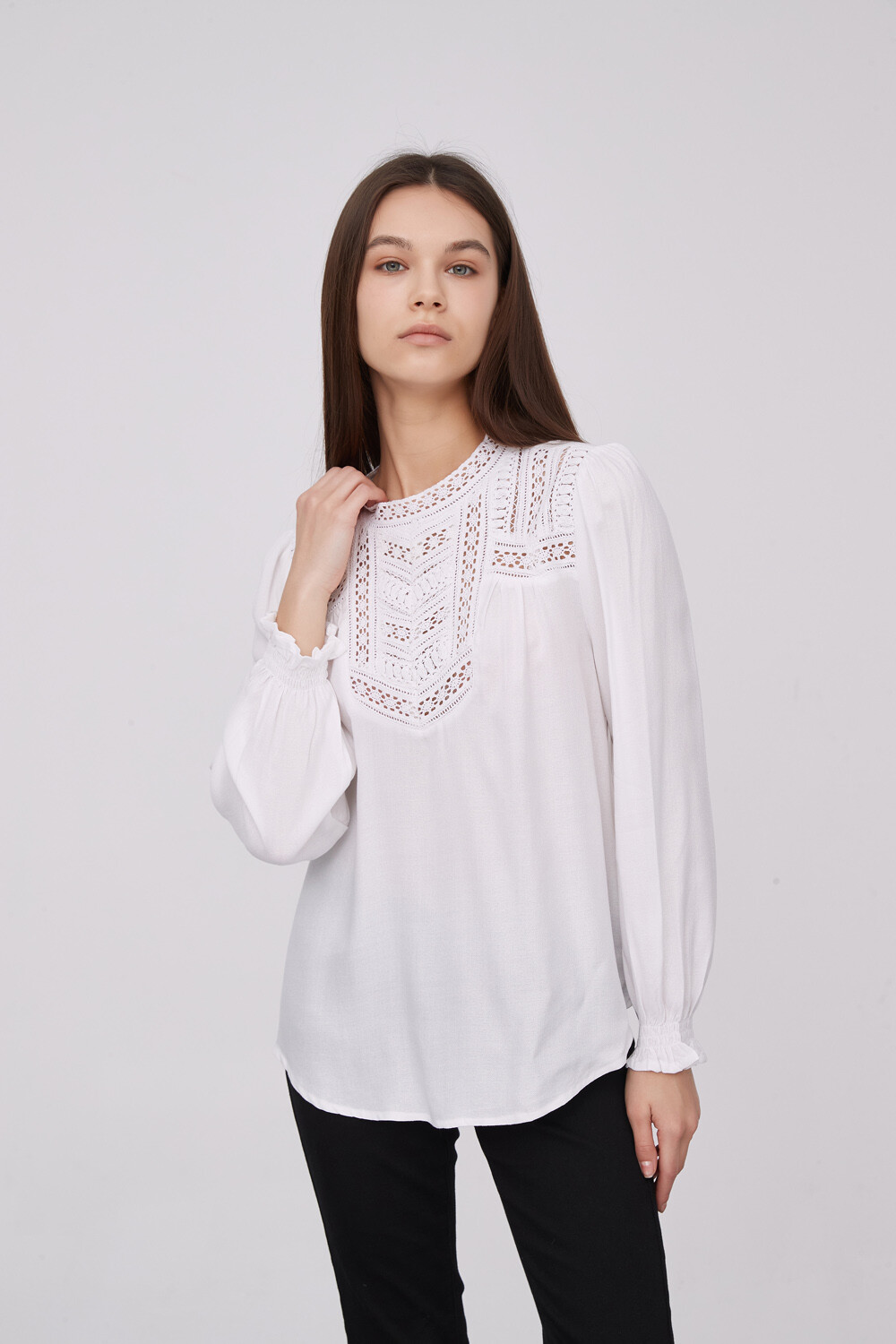 Blusa Anjelika Blanco