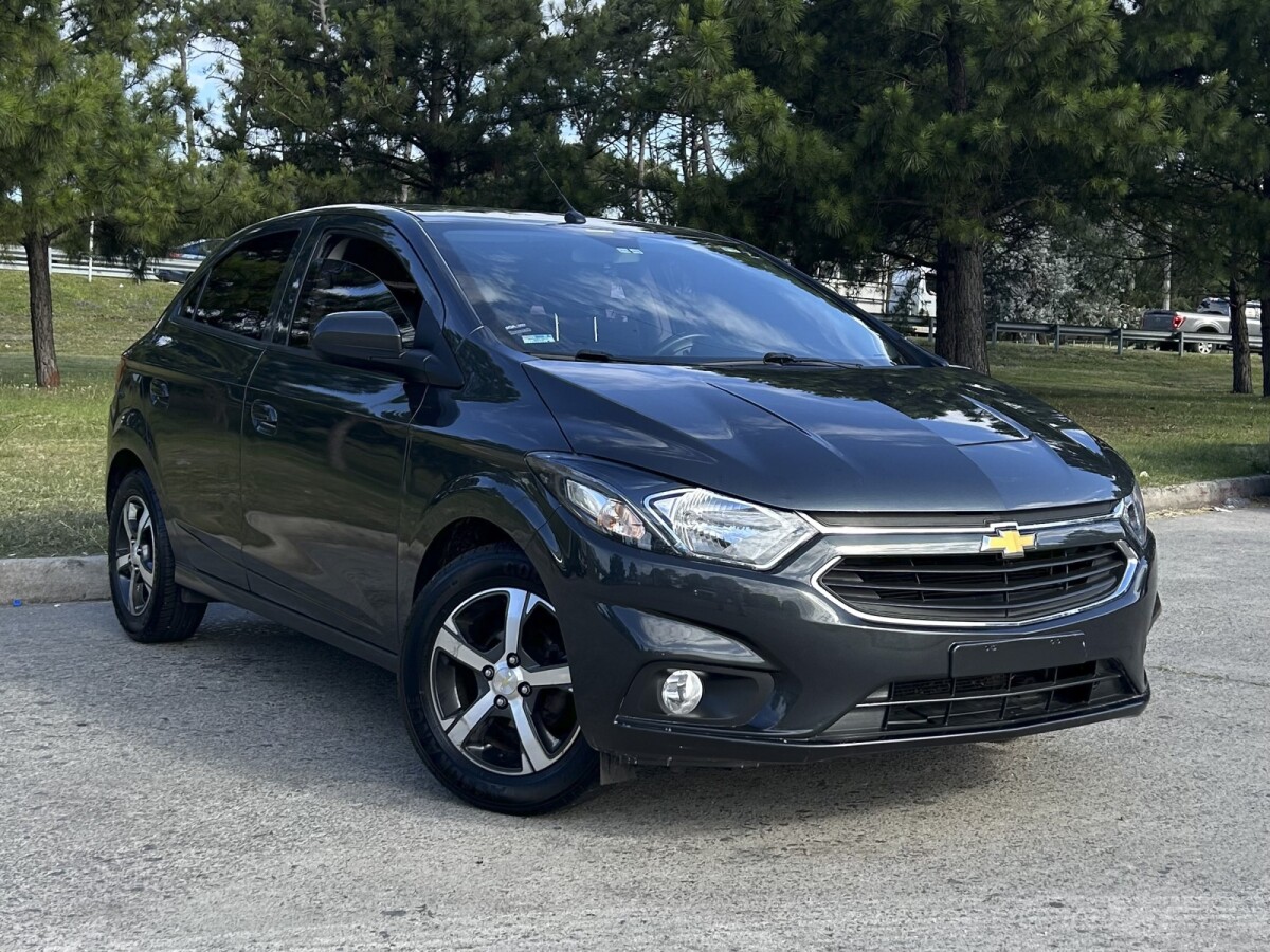 Chevrolet Onix LTZ 1.4 EXCELENTE ESTADO! | Permuta/Financia Chevrolet Onix LTZ 1.4 EXCELENTE ESTADO! | Permuta/Financia