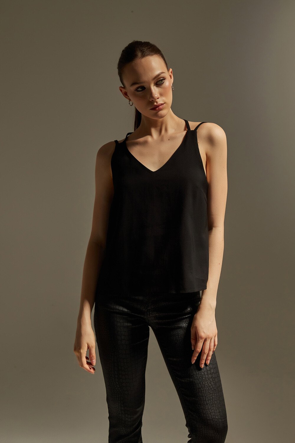 Musculosa Azura Negro