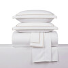 Juego de Sabana Queen Basic Color Block 200 Hilos - Pilar Blanco/Beige