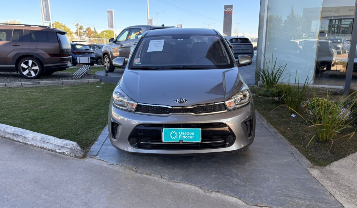 Kia Motors Soluto EX Plus - 2020 Kia Motors Soluto EX Plus - 2020