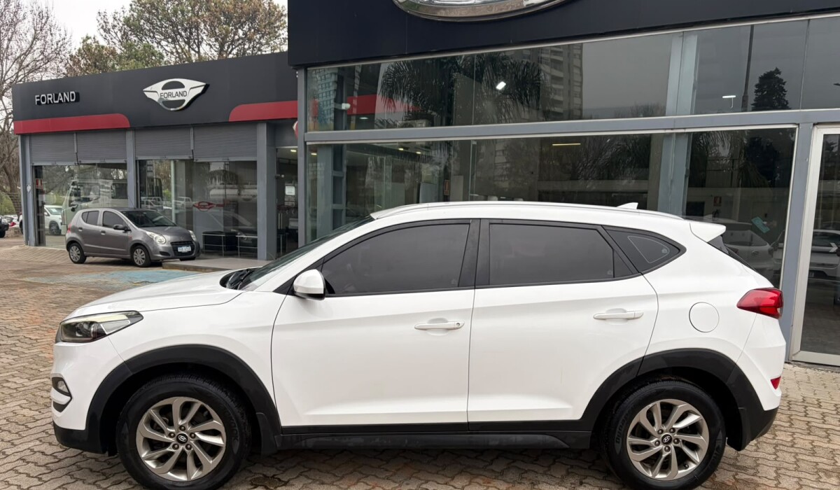 Hyundai Tucson 1.6 T-GDI Value AT - 2018 Hyundai Tucson 1.6 T-GDI Value AT - 2018