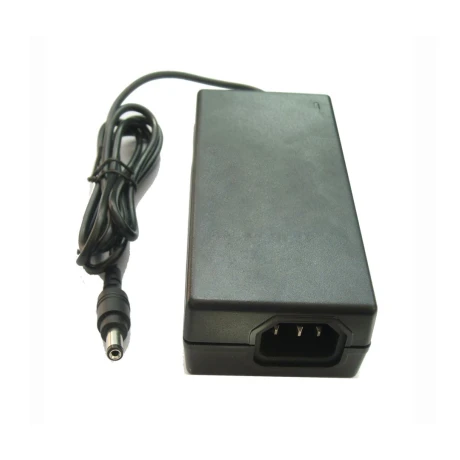 Fuente 12V 8A para Cámaras 001