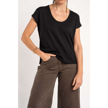 Remera Algodón Flame Negro
