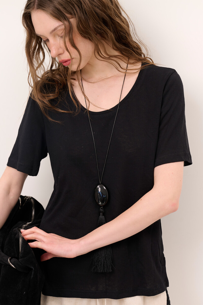 REMERA FLAMEE NEGRO