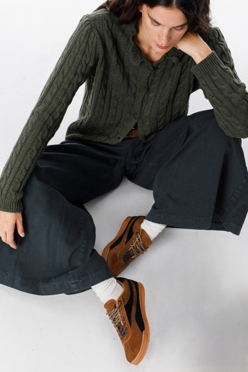 Sneaker Isolina Negro/Miel