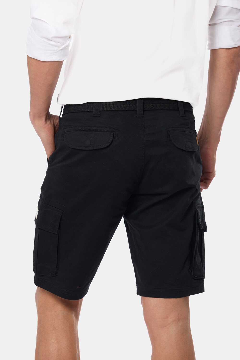 BERMUDA CARGO Negro