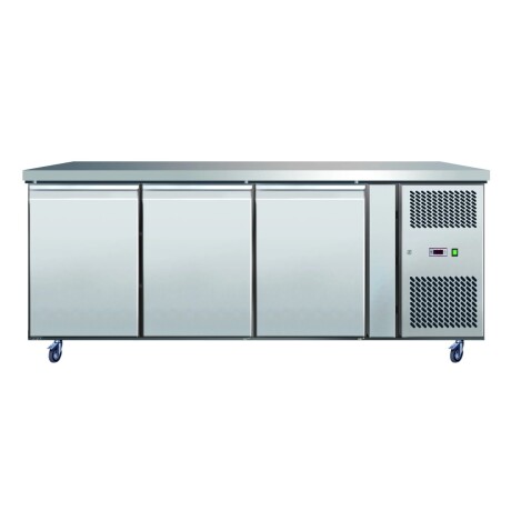 Bajo mostrador freezer 1.80 mts 3 puertas Kuma Bajo mostrador freezer 1.80 mts 3 puertas Kuma