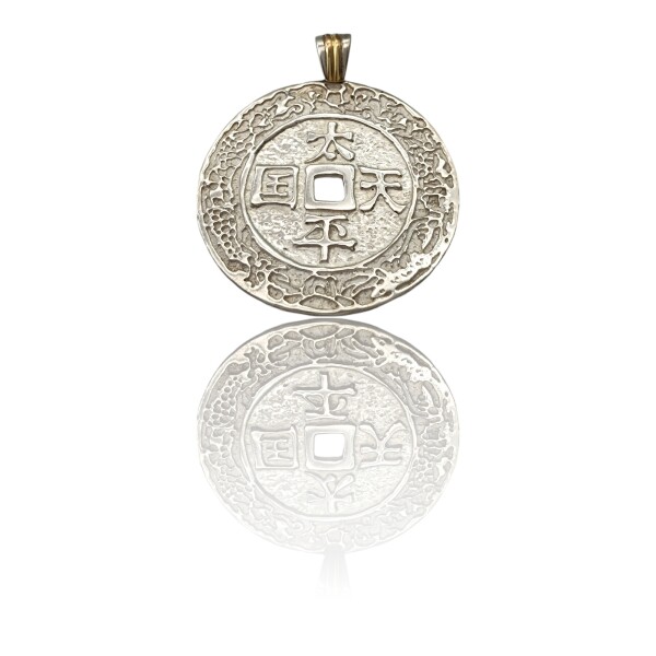 Dije Moneda china-Plata y oro- Sin piedra- CP5387 Sinpiedra